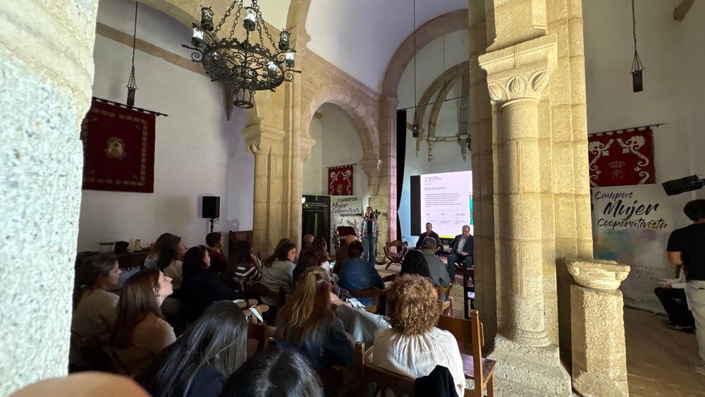 El VII Campus de Mujeres Cooperativistas sitúa el liderazgo femenino como clave para el futuro del cooperativismo extremeño