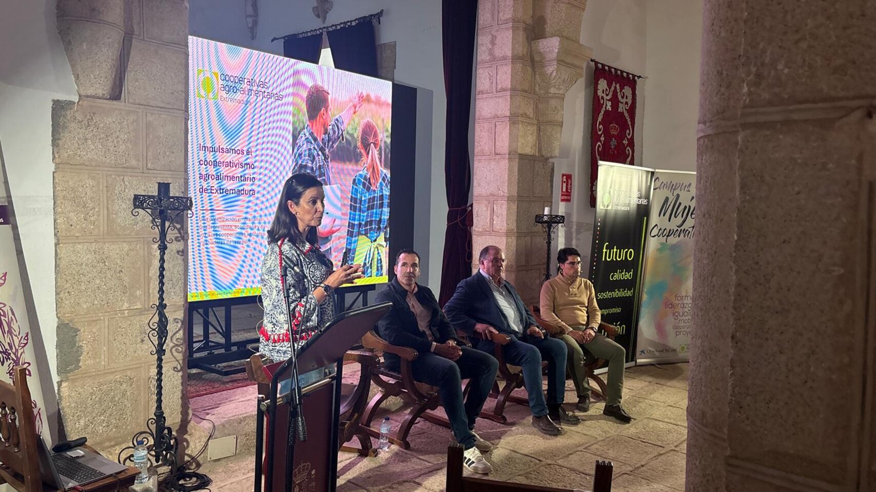 Campus Mujeres 2026