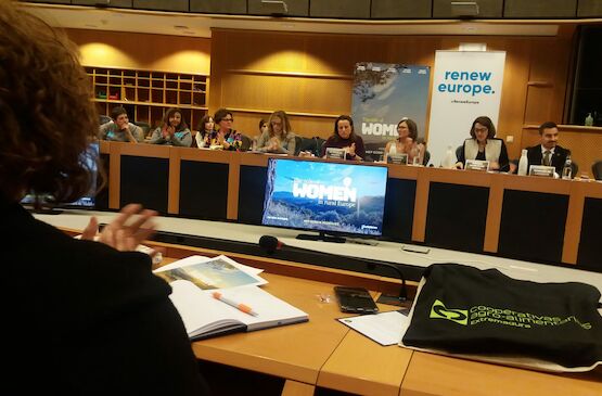 Cooperativistas extremeñas ponen en valor en Bruselas el papel de la mujer en el campo