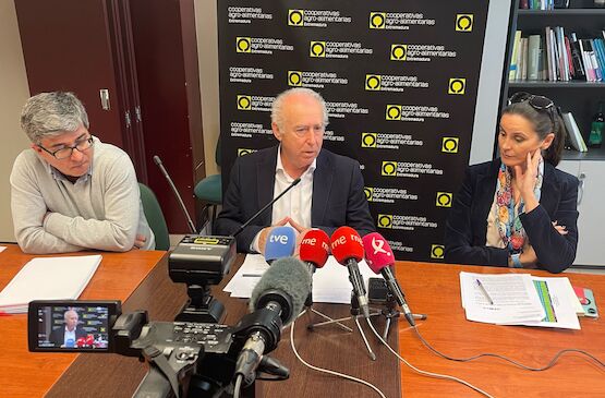 Cooperativas Agro-alimentarias Extremadura exige al Gobierno coherencia en fitosanitarios y comercio internacional