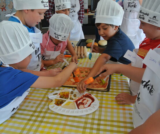 Cooperativas Extremadura promueve “Meriéndate la Tarde”, talleres de cocina saludable para niños a base de productos cooperativos extremeños